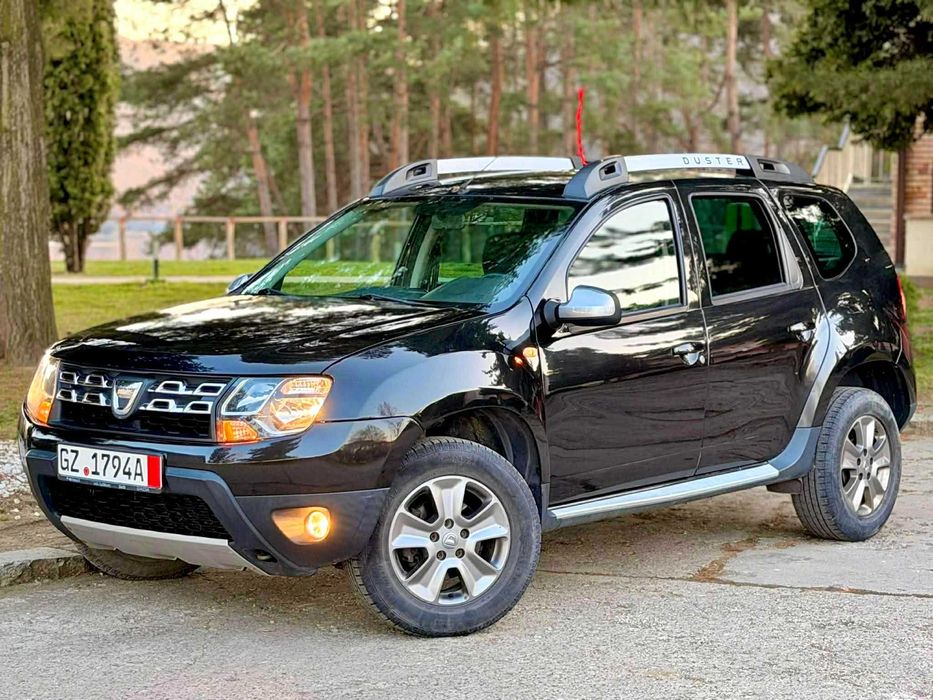 - IMPECABIL Dacia Duster 1.5dCI 115cp E6 4X4 PRESTIGE AN 2016