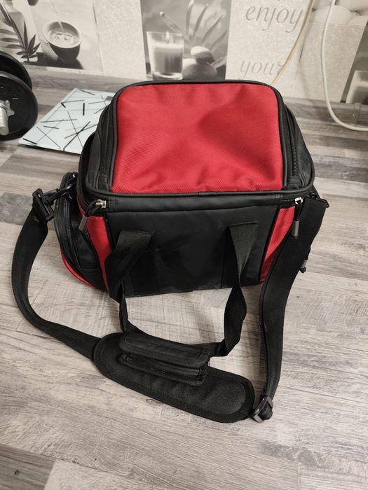 Чанта за риболов FORMAX ATTACK SPINNING 005 с 4 кутии примамки