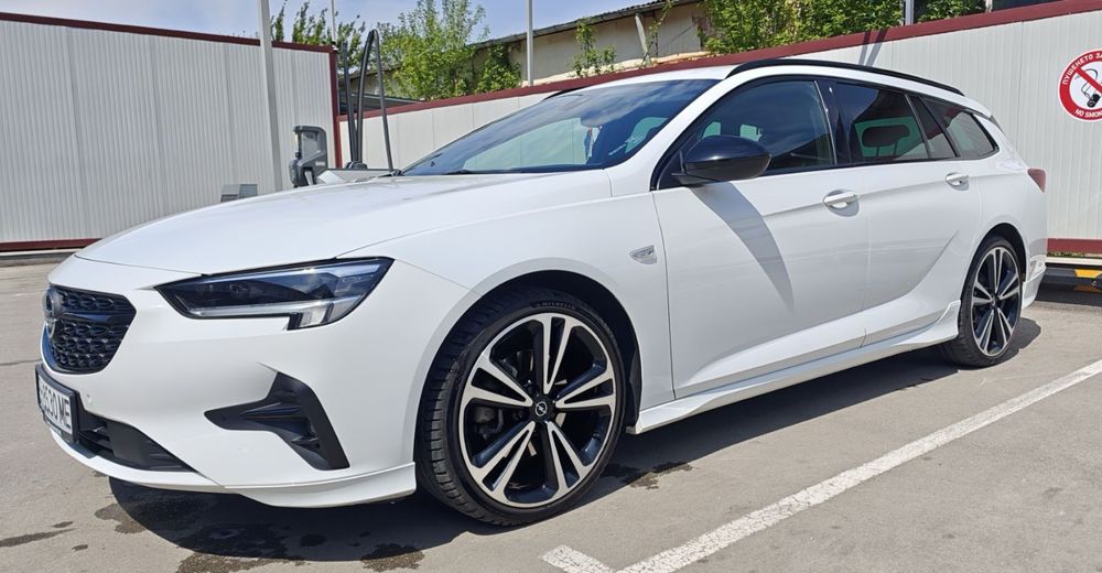 Opel insignia GSLINE Sport Tourer