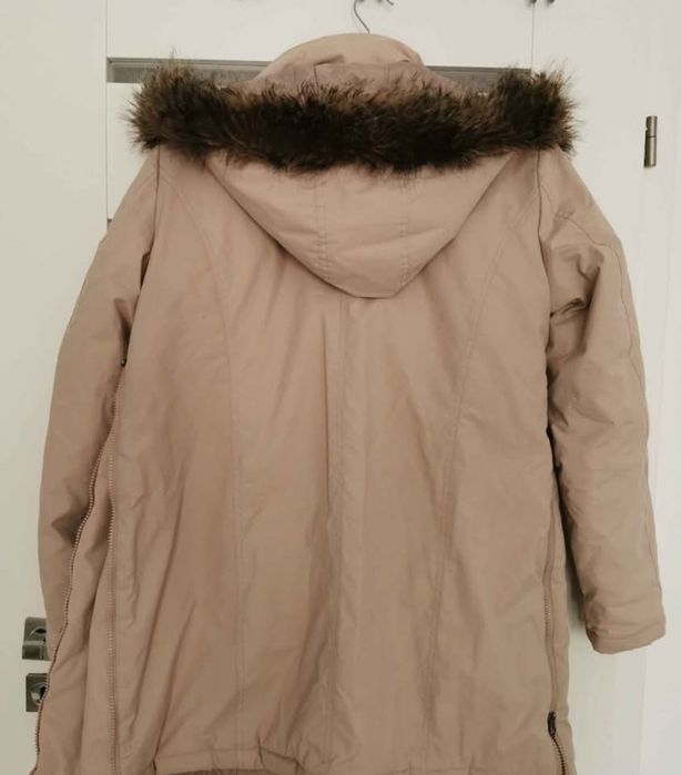 Vând geaca gravide 42