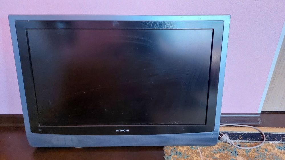 Hitachi 32LD390TC