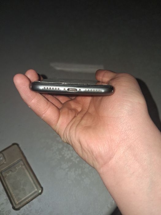 Айфон.11.64 гб.ЗВОНИТЕ