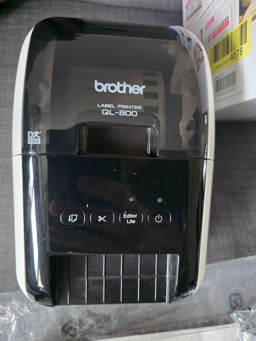 Imprimanta etichete Brother QL800 Noua
