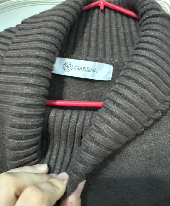 Gaissina свитер теплый