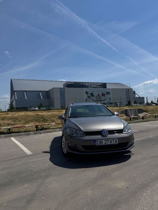 Vând Volkswagen Golf 7