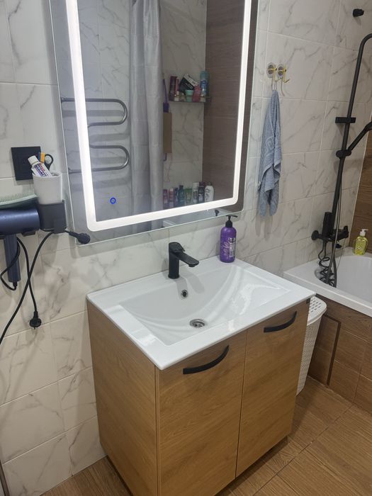 Продам квартиру евро 3х комнатная.