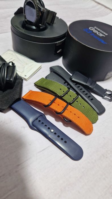 Samsung Galaxy Gear S3 Frontier - смарт часы