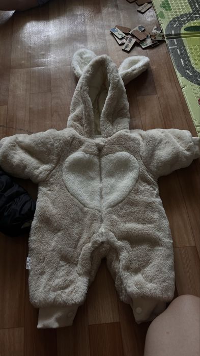 Продам комбинезоны,
