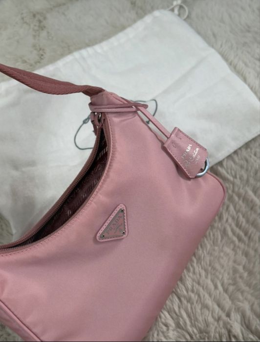 Geanta Prada Re-edition 2000