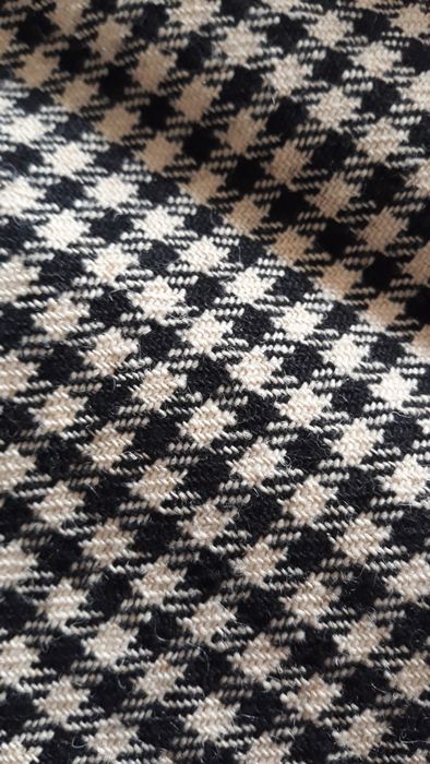 Български традиционни престилки- нови месал и плат