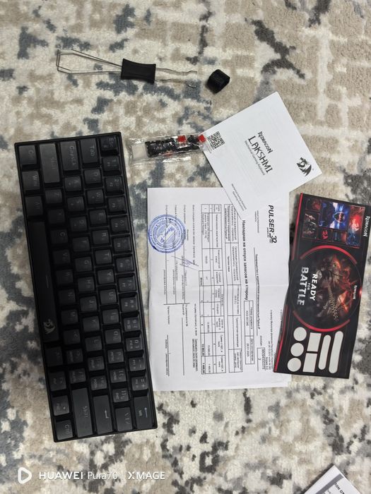 Продам клавиатуру