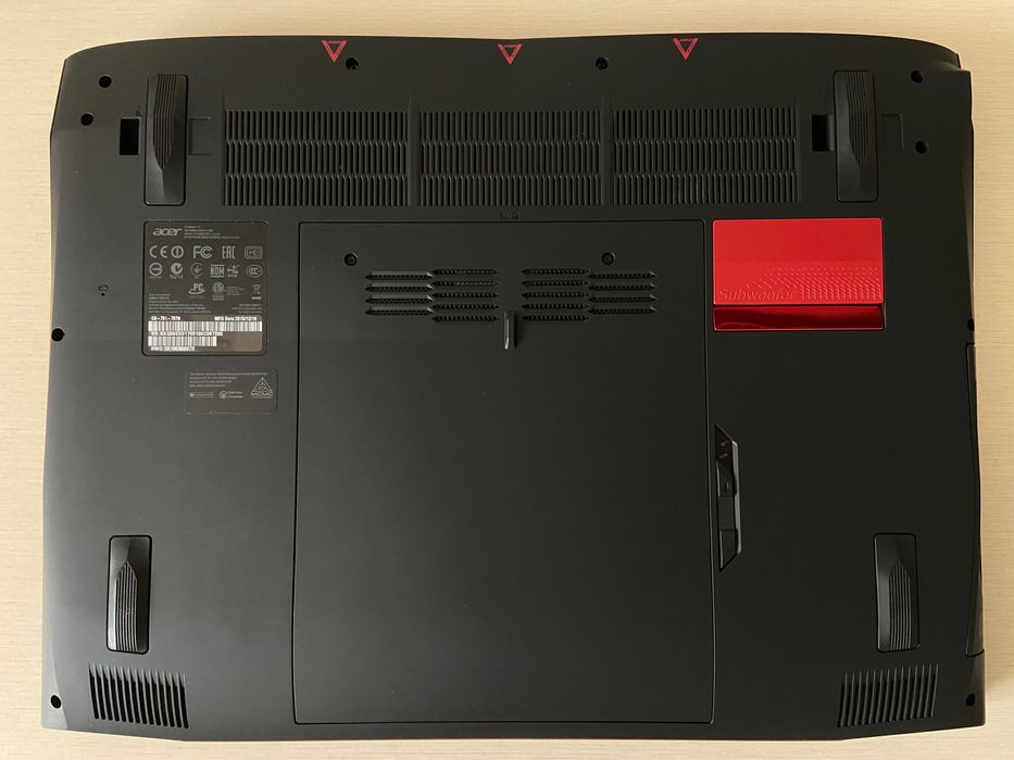 Laptop Acer Predator G9 de 17”, i7 si 48GB - IMPECABIL