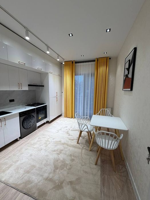 Чиланзар -17 квартал. Новостройка.2-х комнатная. ЖК" Замин Курилиш".