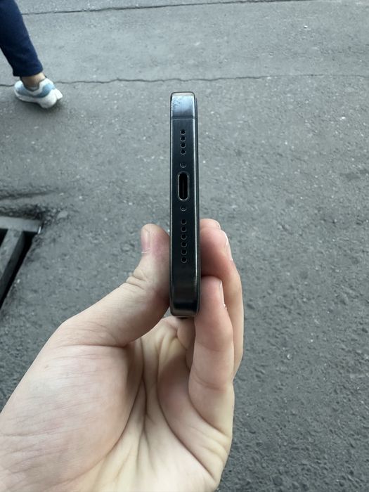 Iphone 15 ProMax black titanium