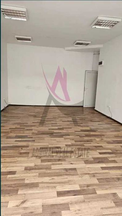 Дава се под наем Офис в Варна, Левски - 104 кв.м за 1100 € - Снимка #3