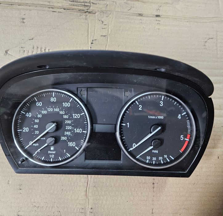 Части за БМВ Е90