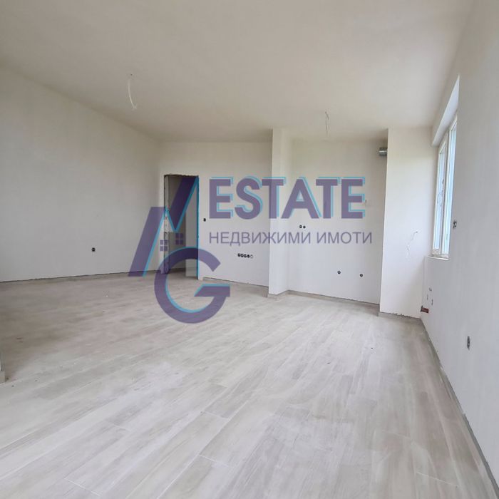 тристаен апартамент в М.Рудник - зона Д