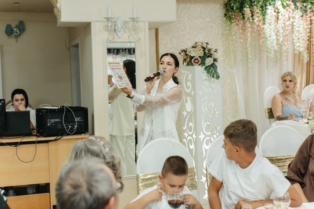 Тамада- Ведущая, организатор праздников