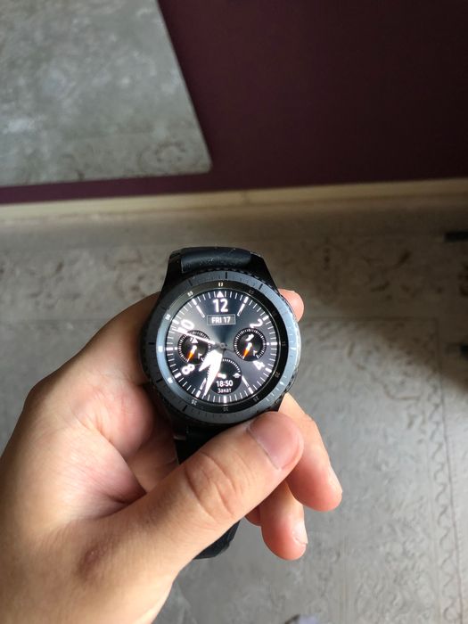 Смарт-часы Samsung Gear S3 Frontier