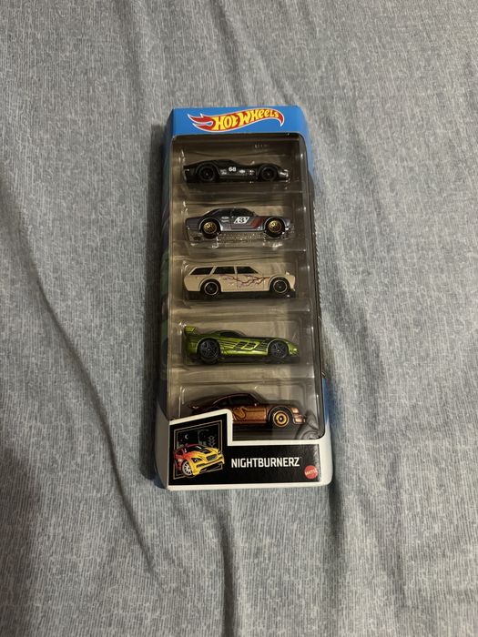 Сетове Hotwheels