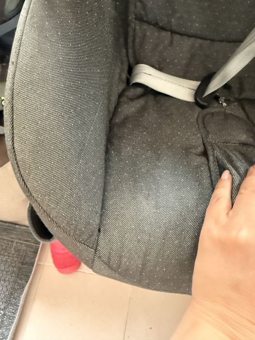 Продам автокресло maxi-cosi