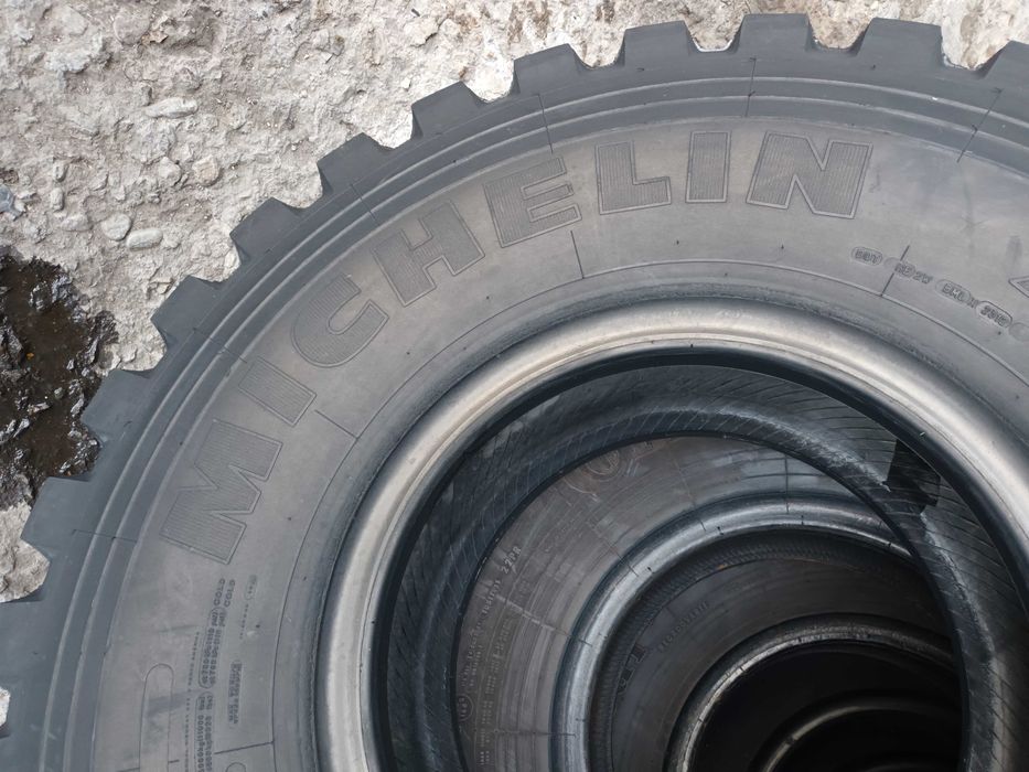 1 Тежкотоварна гума 14.00R20 Michelin XZL 164G 22PR TL TT 570лв. С ДДС