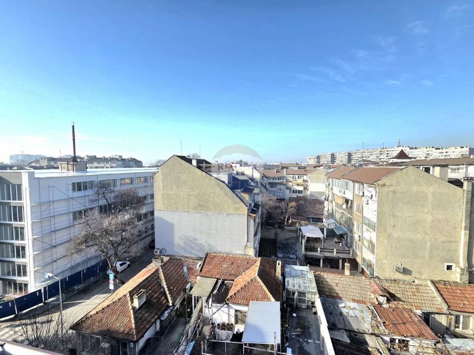 Дава се под наем Двустаен апартамент в Варна, Лятно кино Тракия - 65 кв.м за 398.82 € - Снимка #7