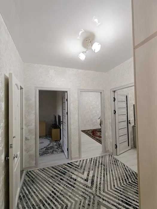 Сдаётся квартира Массив Ялангач 3-комнатная р-н Мирзо Улугбекский