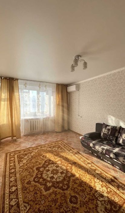 Продам 1 комн кв 8мкр