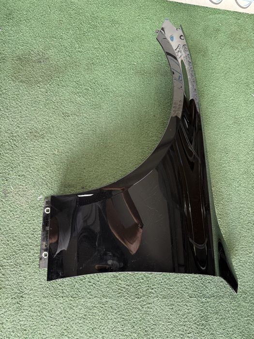Aripa stanga Mercedes E class W214 2023-2026