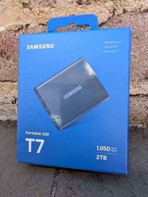 SSD Extern Portabil Samsung T7, 2TB, USB 3.2 Gen 2