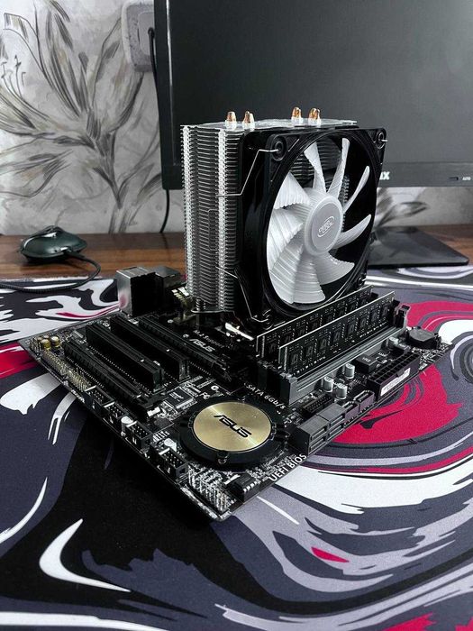 материнка + проц + оперативка + охлад