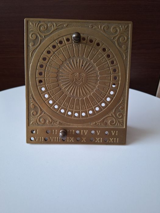 Вечен календар...