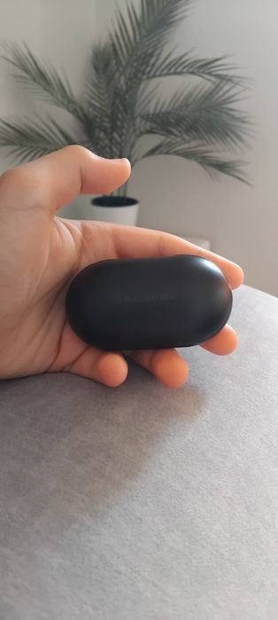 Наушники samsung galaxy buds