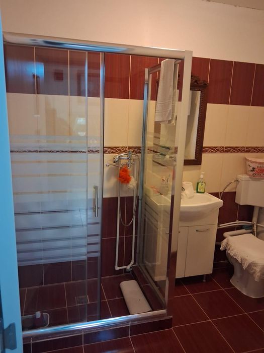 Vând casa în Comuna Botosesti-Paia Județul  Dolj