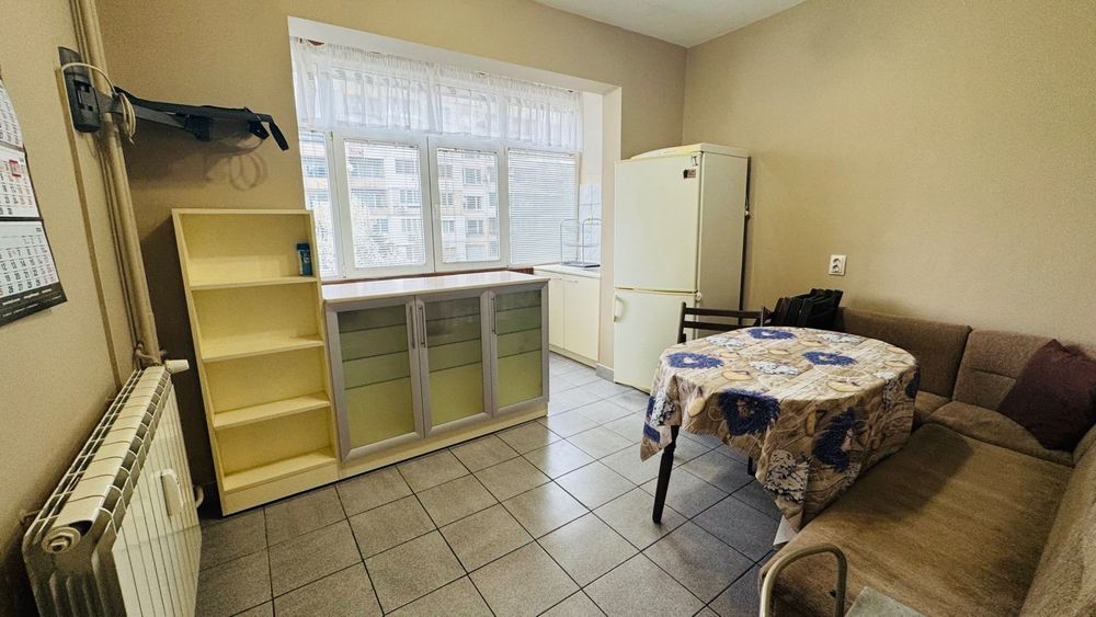 Дава се под наем Тристаен апартамент в София, Гео Милев - 90 кв.м за 548.25 € - Снимка #9