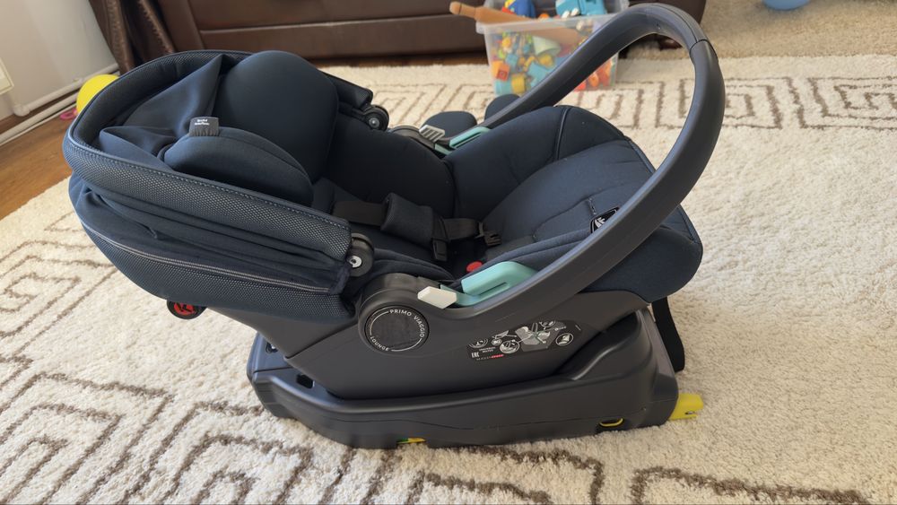 Scoică auto Peg Perego Primo Viaggio Lounge + bază Isofix Fiat 500, cumpărată în 2025