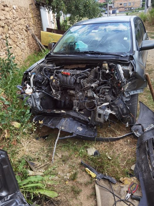 Toyota corolla 1.6 vvti на части