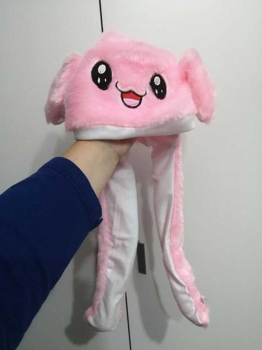 Caciula iepuras roz cu urechi miscatoare 4-5 ani