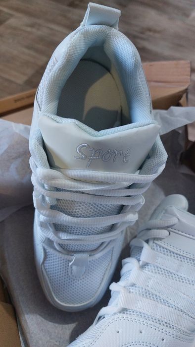 Продам новые джазовки 37-38 размер