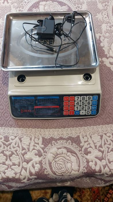 Продам весы новые