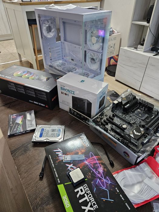 Гейминг компютър 3г ГАРАНЦИЯ/Ryzen 7 5700x/RTX3060 12gb