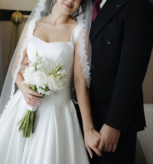 Свадебное платье от White Swan