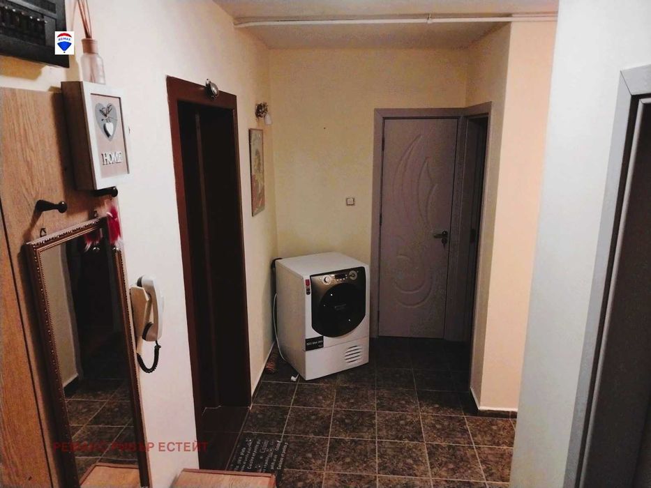 Дава се под наем Двустаен апартамент в Русе, Широк център - 80 кв.м за 408 € - Снимка #6