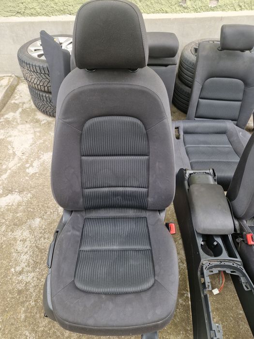 Салон Ауди А4 Б8