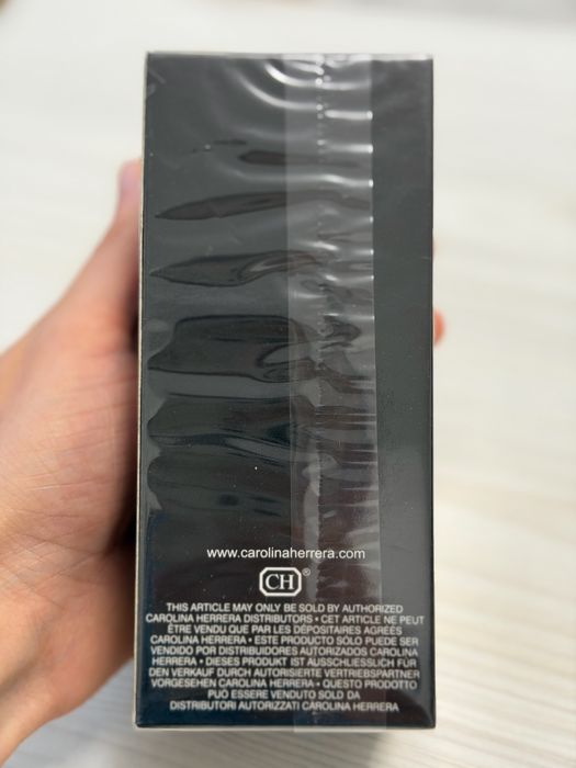 Parfum Carolina Herrera 212 VIP Black