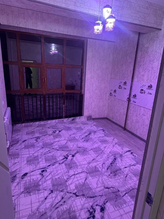 Tinchlik domlaridan 2 xonali kvartira sotiladi!