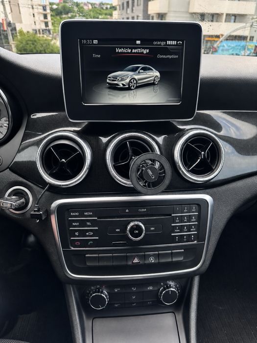 Mercedes-Benz CLA 180d, motor 1.5 diesel Euro 6, 2016