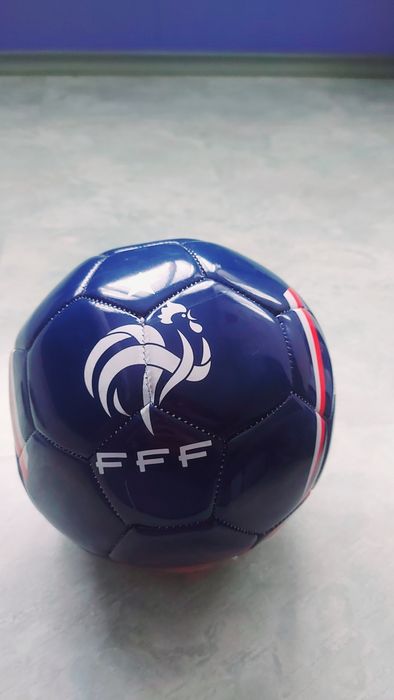 Фудболна топка от фреската фудболна федерация