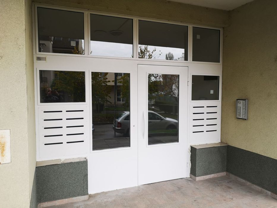 Врати за вход - от желязо, ковано желязо, ламели тип щора и други